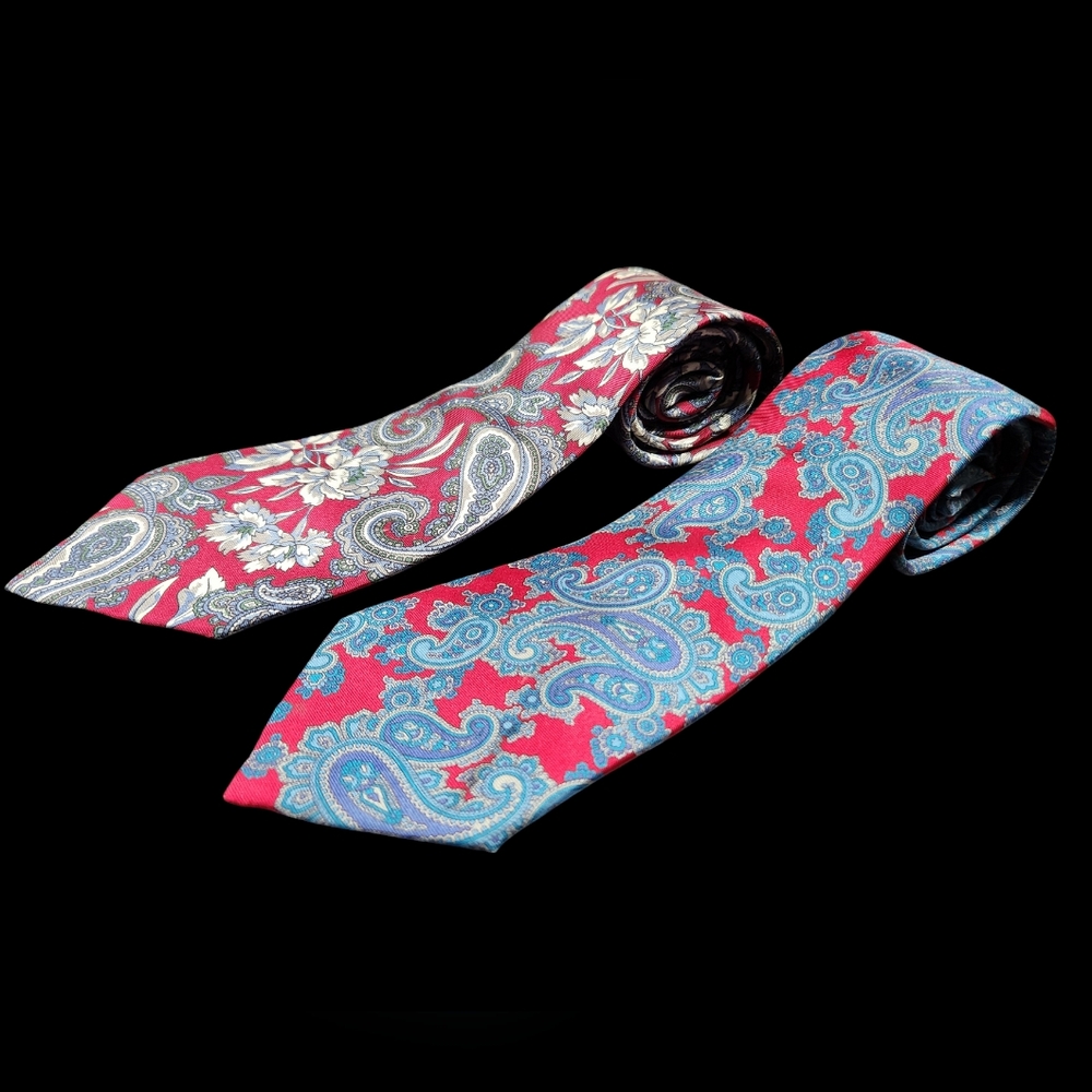 Lot Of 2 Vintage Van Heusen 417 Silk Neck Tie Paisley Floral Red Blue
